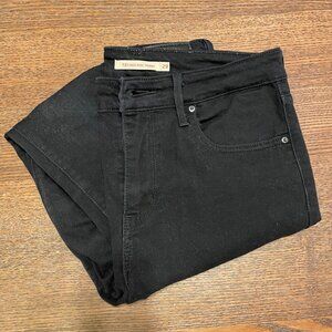 Levi's 721 High Rise Black Skinny Jeans. Size 29 waist x 32 length.